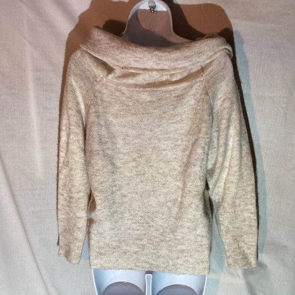 4-5 H&M DIVIDED beige wide cowl neck acrylic wool alpaca pull over sweater S - Picture 5 of 7